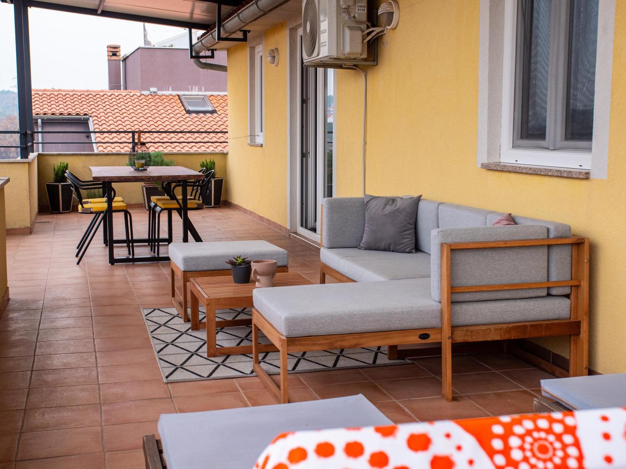 Jacqueline Apartment Póla Kültér fotó